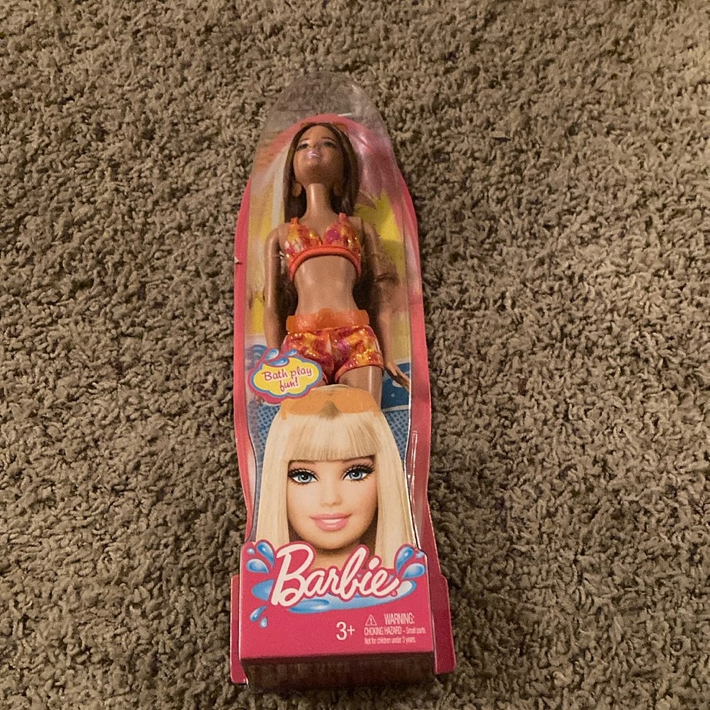 New Barbie Bath Fun Doll